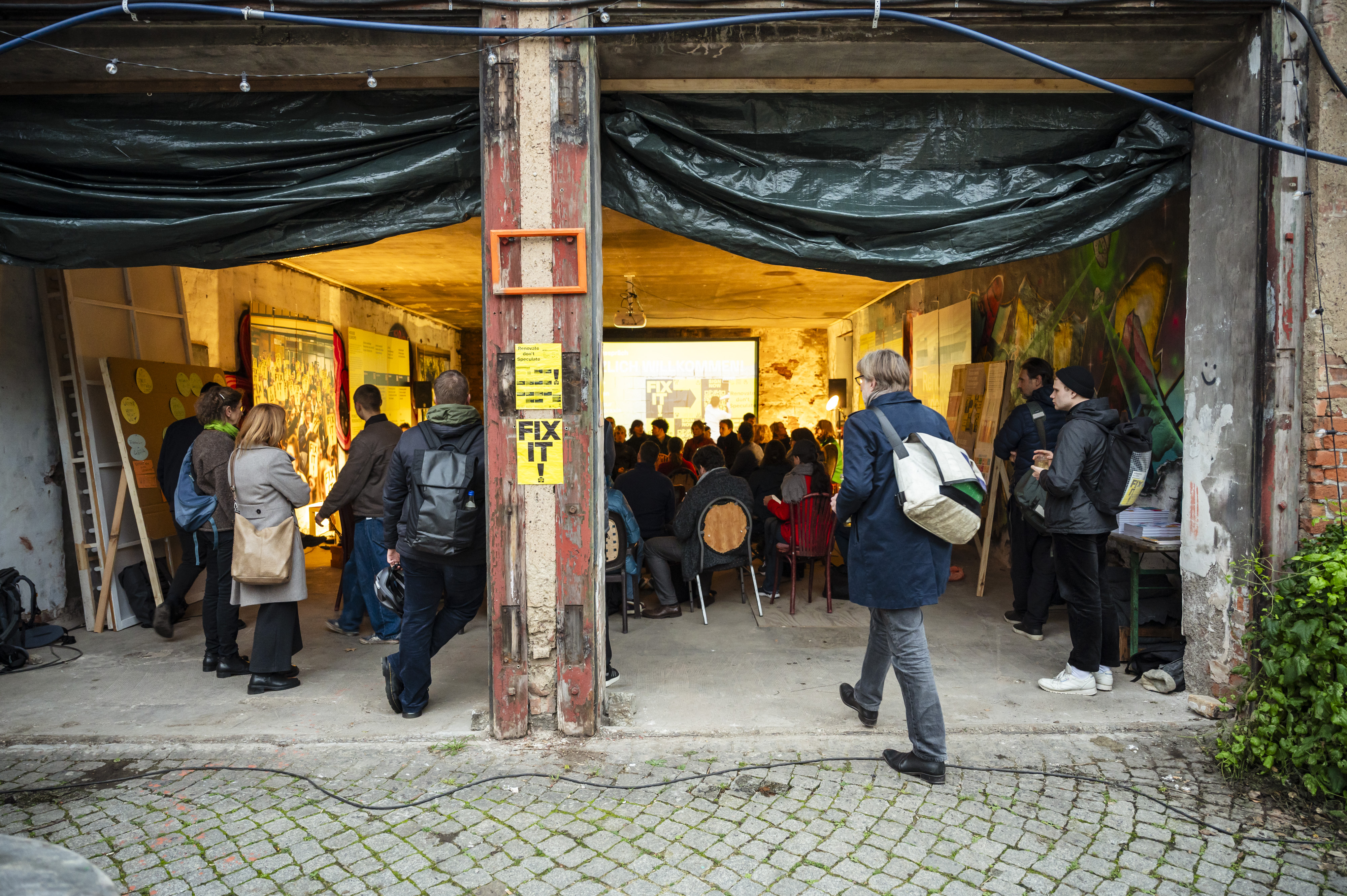 Bildbeschreibungstext